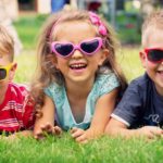 Children-with-sunglasses