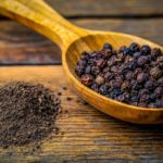 How-Black-Pepper-Helps-Boost-Nutrient-Absorption-1024×680