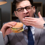 eating-a-late-dinner-boosts-cancer-risk-4