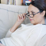 presbyopia-woman-1200×630