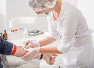 Дали е неопходно да се гладува вечерта пред вадење крв и дали тоа воопшто влијае на висината на холестеролот