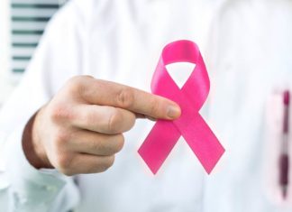 Симптоми на рак на дојка кои ги немаат жените, но ги имаат мажите
