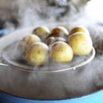 kartoshkakrolikamvchempolzaivredkakdavat_6704785C