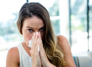 Постои и погрешен начин! Како правилно да го „издувате“ носот?