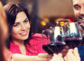 Кои алкохолни пијалаци најлошо влијаат на кожата