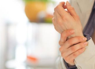 Променливото време за вас значи болка во зглобовите? Еве како може да си помогнете