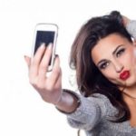 wsi-imageoptim-1472565200_selfi-700×394