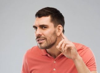 Заборавете работи, губите рамнотежа? Тивки симптоми на губење на слухот кои не смеете да ги игнорирате