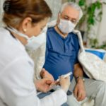 Theme diabetes.the man whose glucose was measured by going to the home of healthcare professionals. It uses the technology of an instrument for measuring the level of glucose in the blood