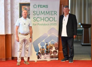 Проф. Антонио Вентоса, Шпанија, Претседател на FEMS (Prof. Antonio Ventosa, Spain, FEMS President,), и Проф. д-р Васо Талески