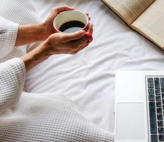 ДАЛИ КАФЕТО НА ПРАЗЕН СТОМАК Е НАВИСТИНА ТОЛКУ ШТЕТНО?