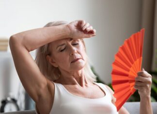 КОИ СЕ ПРИДОБИВКИТЕ И РИЗИЦИТЕ ОД ХОРМОНСКАТА ТЕРАПИЈА ЗА МЕНОПАУЗА?