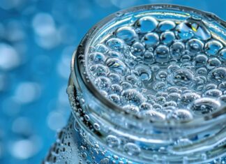 ГАЗИРАНА ВОДА – ЗДРАВА НАВИКА ИЛИ СКРИЕН ПРОБЛЕМ?