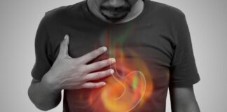 КИСЕЛИНИ ВО СТОМАКОТ И ПОДУЕНОСТ ПО ПРАЗНИЦИТЕ: ПРОБАЈТЕ ГО ОВА НАМЕСТО ЛЕКОВИ – ДЕЛУВА ЗА НЕКОЛКУ МИНУТИ