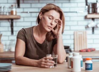 ЕНЕРГИЈА НА НУЛА, КОСА ОПАЃА И СРЦЕБИЕЊЕ: ЕКСПЕРТ СОВЕТУВА КОГА ДА СЕ ПРОВЕРИ ЖЕЛЕЗОТО И КАКО ПРАВИЛНО ДА СЕ НАДОПОЛНИ